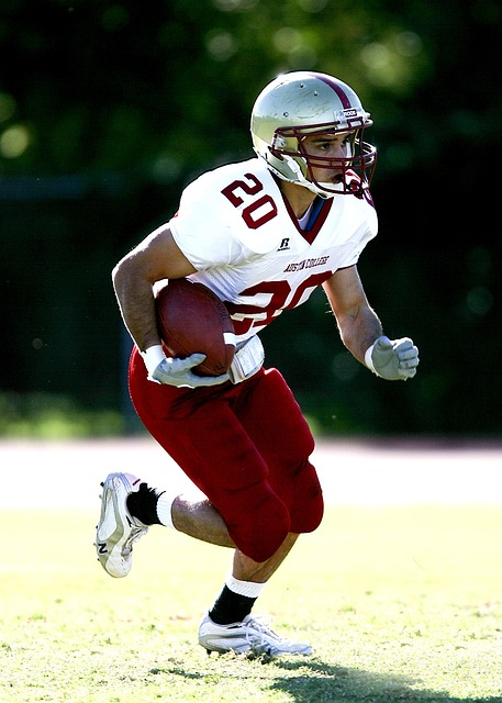 明对比的是 明对比的是